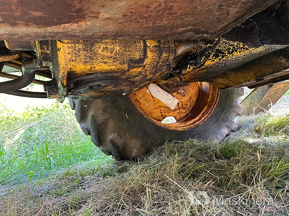 Traktorgrävare Volvo BM 616B 27 of 27