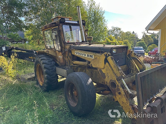 Traktorgrävare Volvo BM 616B 10 of 27