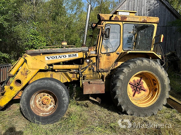 Traktorgrävare Volvo BM 616B 6 of 27