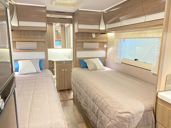 Kabe TM I 810 LT (Cinderella+AC+Hydben+Invert+Litium+Aut) 17 of 24