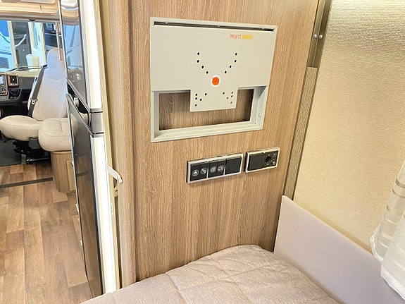 Kabe TM I 810 LT (Cinderella+AC+Hydben+Invert+Litium+Aut) 18 of 24