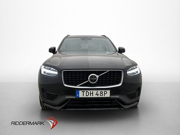 Volvo XC90 2 of 30