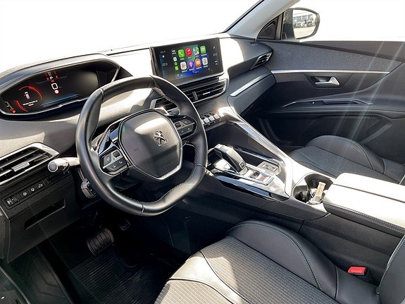 Peugeot 3008 4 of 16