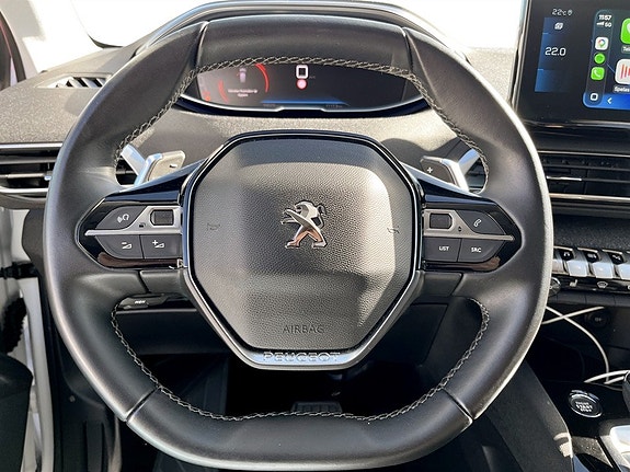 Peugeot 3008 7 of 16