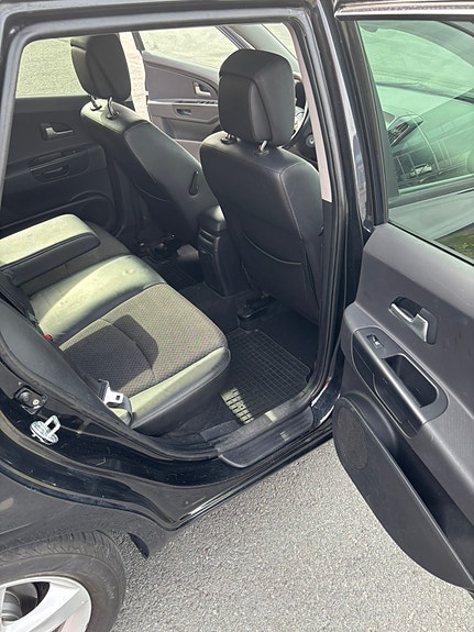 Kia Ceed 5 of 8