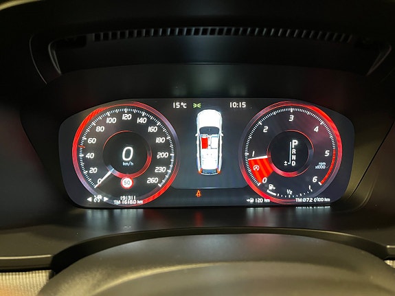 Volvo V90 Cross Country 16 of 25