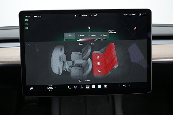 Tesla Model 3 21 of 27