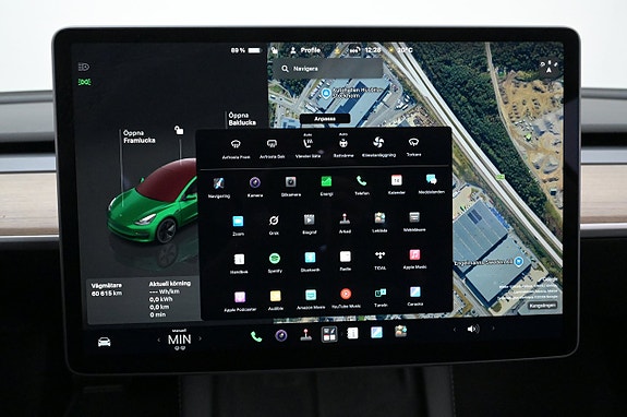 Tesla Model 3 22 of 27