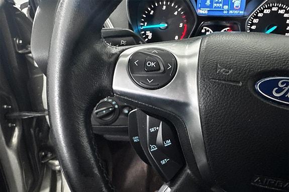 Ford Kuga 7 of 10
