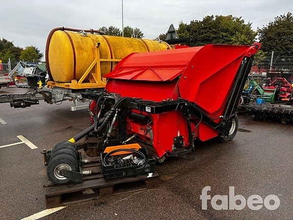 Redexim Turf-Tidy 3000  Kombimaskin med uppsamlare (139536)
