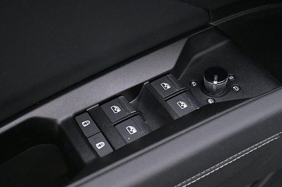 Audi Q4 e-tron 11 of 27