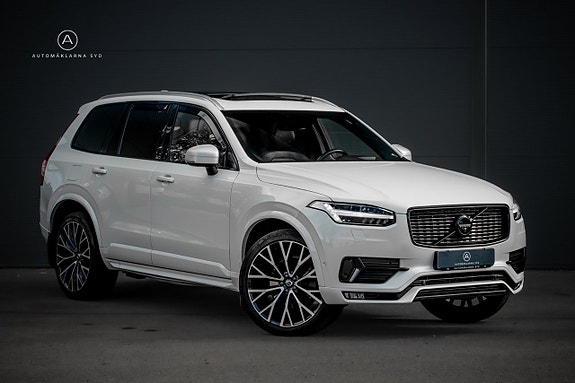 Volvo XC90 4 of 29