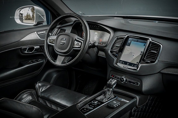 Volvo XC90 19 of 29