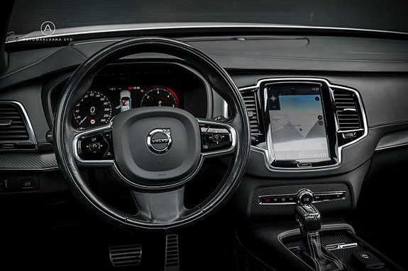 Volvo XC90 7 of 29