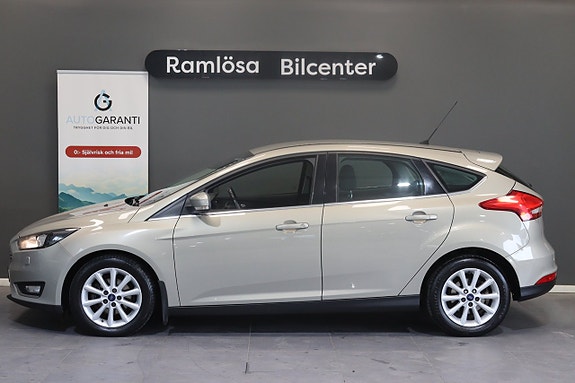 Ford Focus 2 of 24
