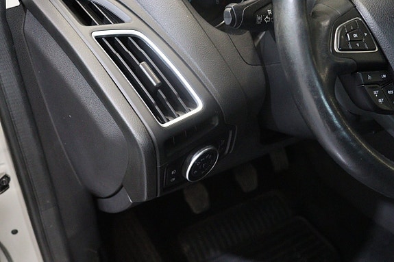 Ford Focus 18 of 24