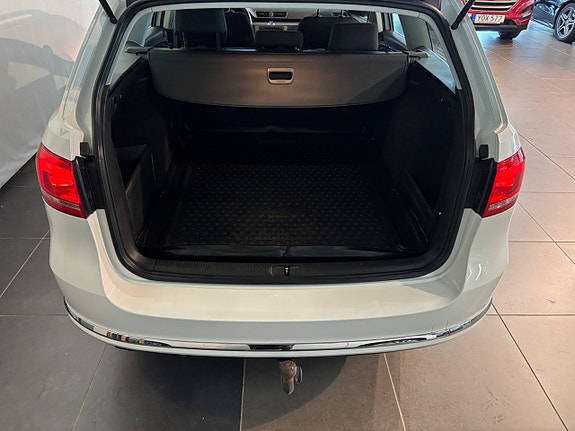 Volkswagen Passat 11 of 11