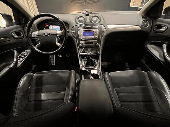 Ford Mondeo 14 of 15
