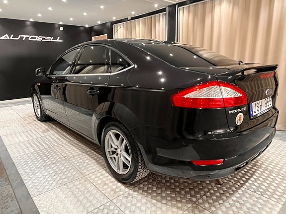 Ford Mondeo 8 of 15