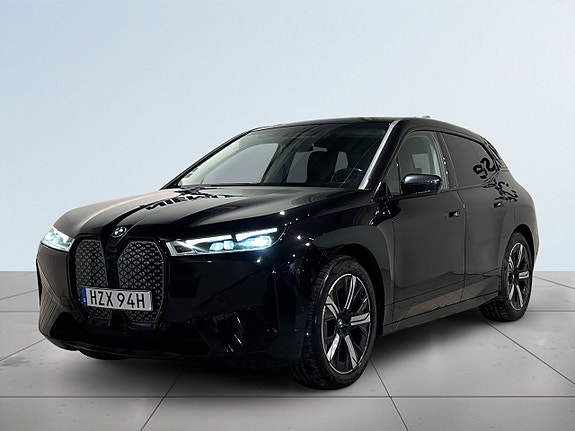 BMW iX 16 of 26