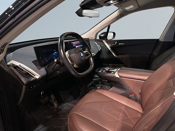 BMW iX 7 of 26