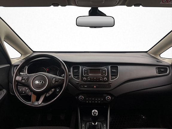 Kia Carens 13 of 27
