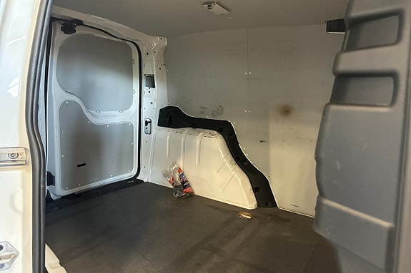 Volkswagen Caddy 9 of 16