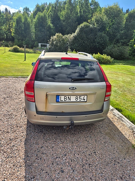 Kia Ceed 4 of 4