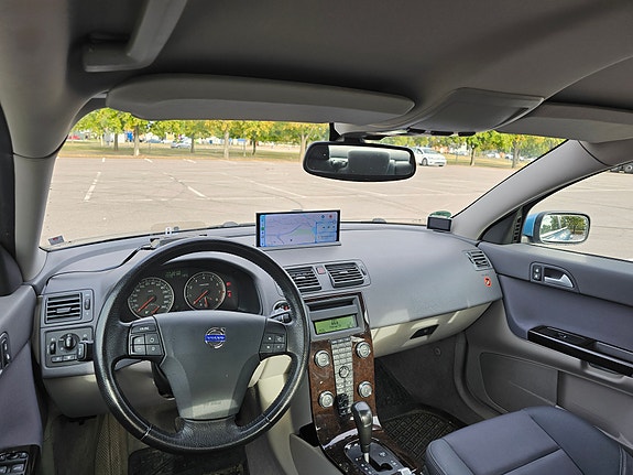 Volvo S40 6 of 9