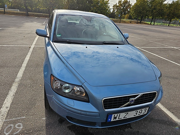 Volvo S40 4 of 9