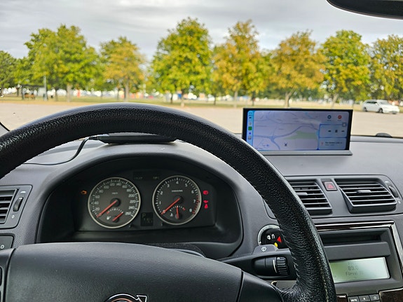 Volvo S40 2 of 9