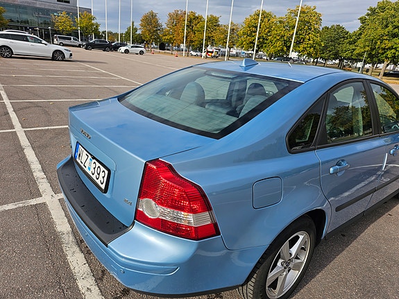 Volvo S40 5 of 9