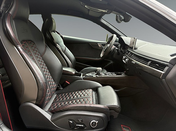 Audi A5 7 of 22