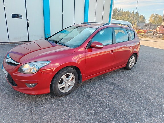 Hyundai i30 4 of 16