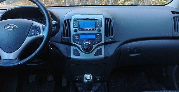 Hyundai i30 11 of 16