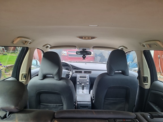 Volvo V70 6 of 6