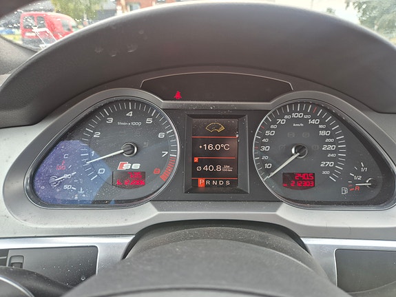 Audi S6 9 of 12