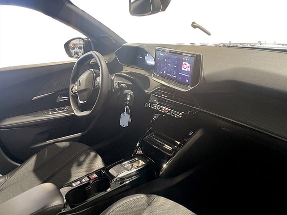 Peugeot 2008 12 of 15