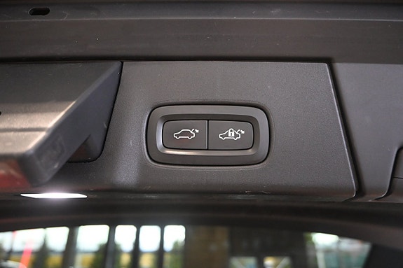 Volvo V90 16 of 26