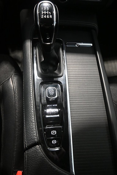 Volvo V90 22 of 26