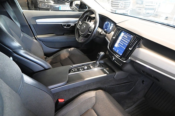 Volvo V90 10 of 26