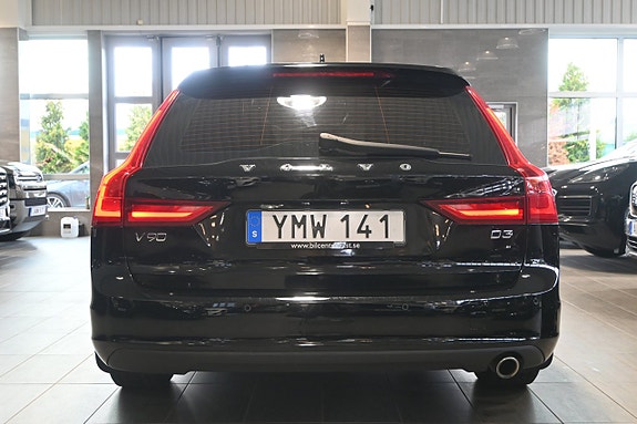 Volvo V90 4 of 26