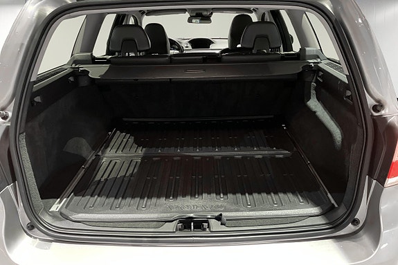 Volvo V70 12 of 13