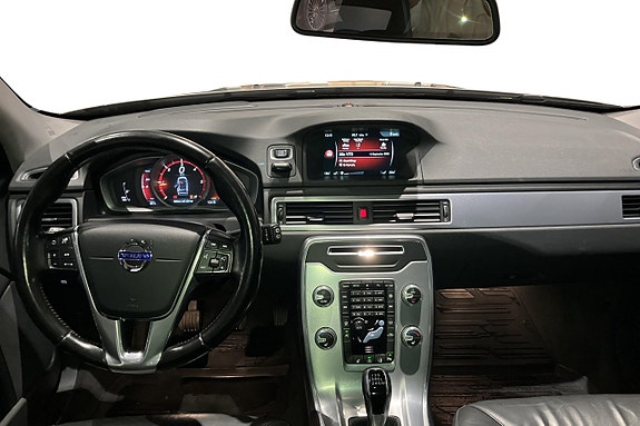Volvo V70 7 of 13