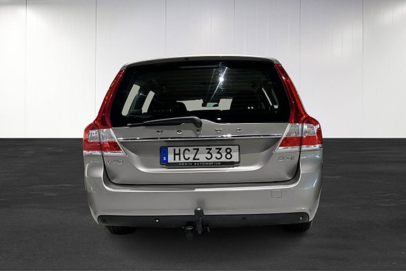 Volvo V70 13 of 13