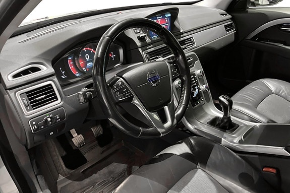 Volvo V70 6 of 13