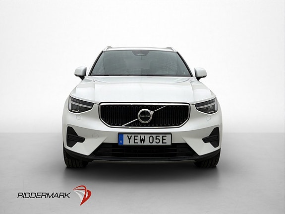 Volvo XC40 4 of 30