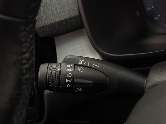 Volvo XC40 29 of 30