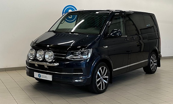 Volkswagen Multivan 2 of 15