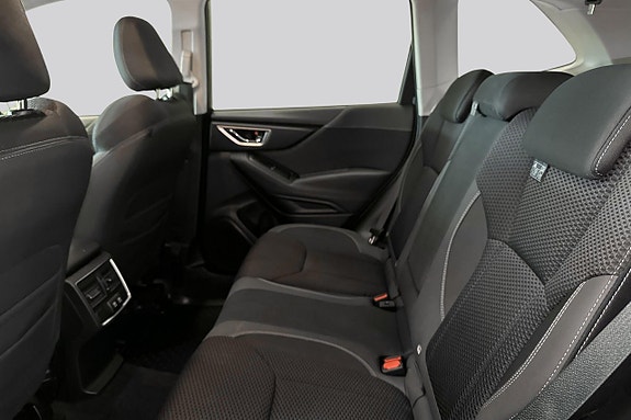 Subaru Forester 9 of 21